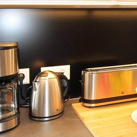 Hotel Ulm Zentrum - Komplettes Zimmer, Hochbett, Android Tv & Eigenem Bad - Perfekt Fuer Familien & Gruppen 외부 사진