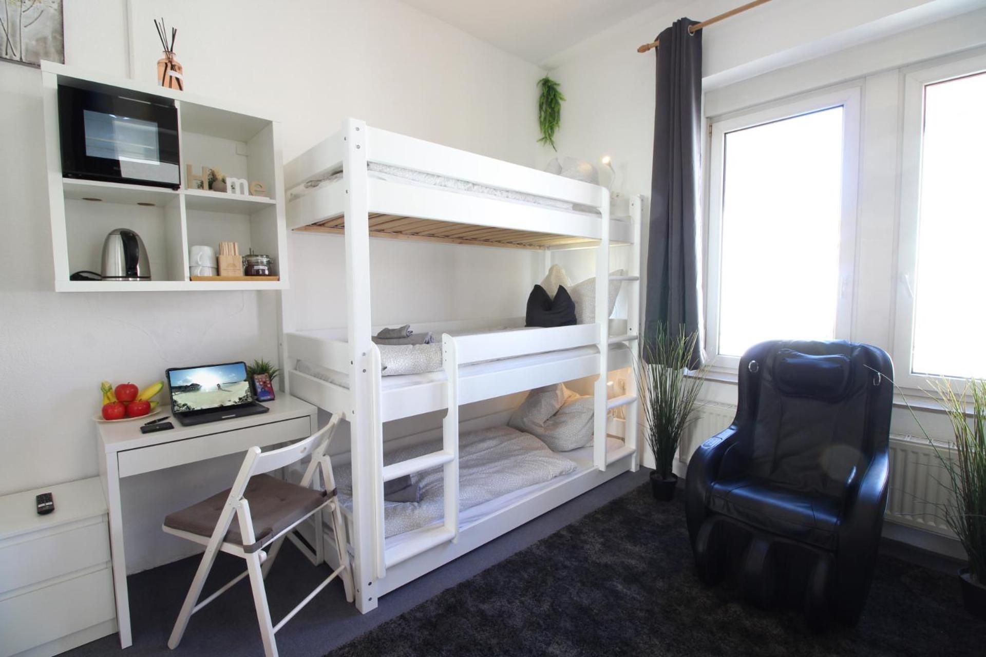Hotel Ulm Zentrum - Komplettes Zimmer, Hochbett, Android Tv & Eigenem Bad - Perfekt Fuer Familien & Gruppen 외부 사진