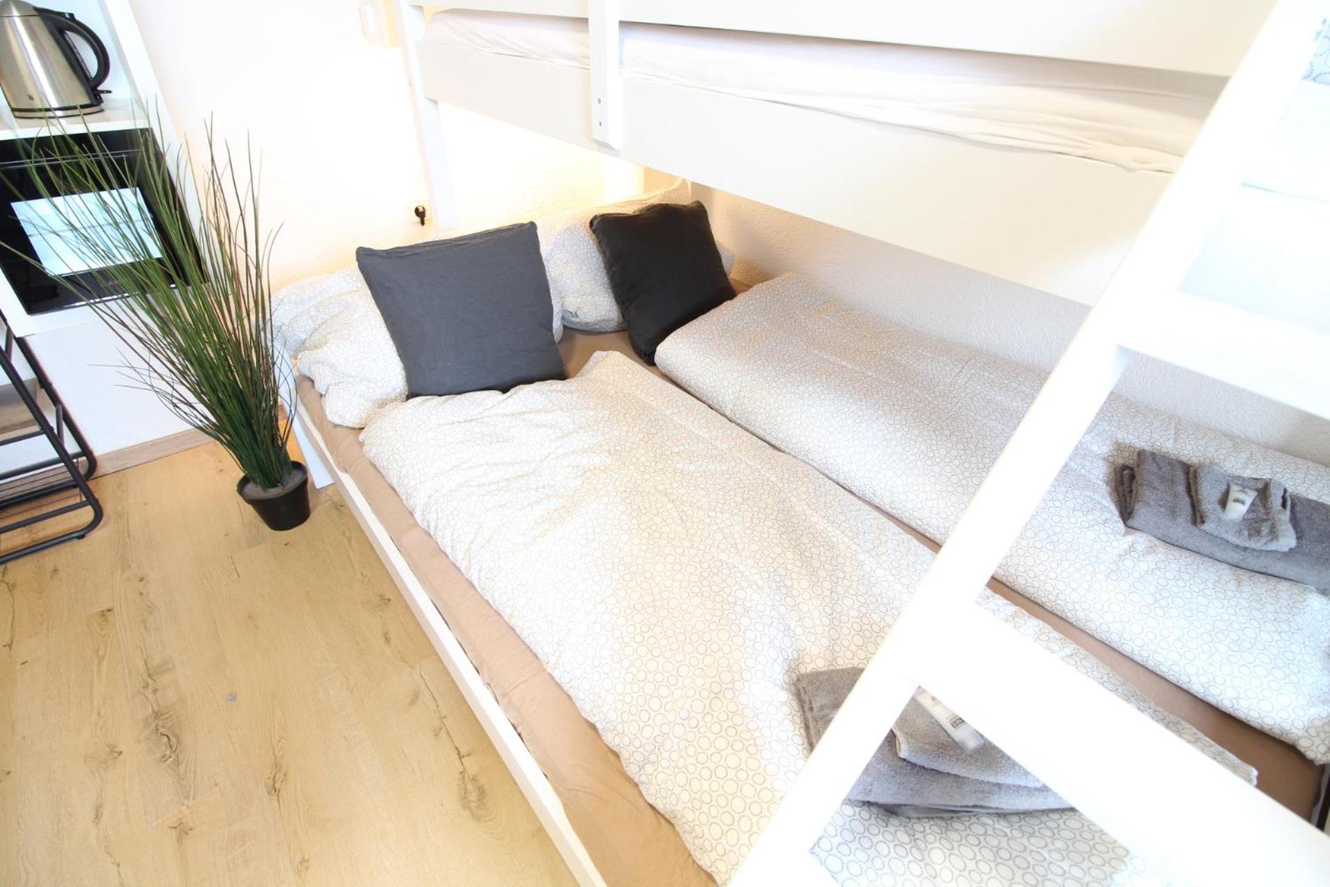 Hotel Ulm Zentrum - Komplettes Zimmer, Hochbett, Android Tv & Eigenem Bad - Perfekt Fuer Familien & Gruppen 외부 사진